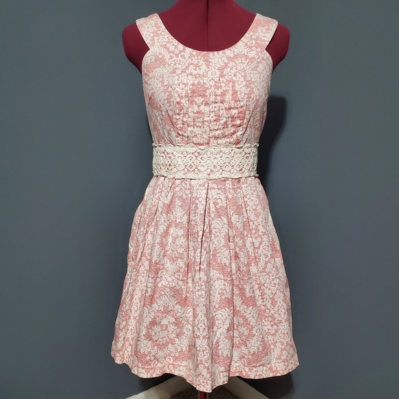 Red Camel Pink White Dress Fit Flare Lace Waist Pleated Bodice 100% Cotton Sz 5 - Picture 1 of 6
